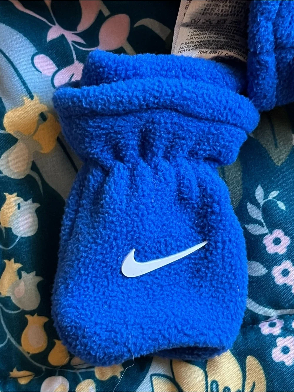 Nike Kids Royal Blue Fleece Beanie and Mittens Set Infant Size